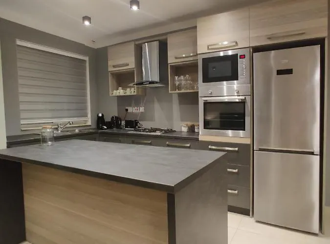 Qawra Apartment