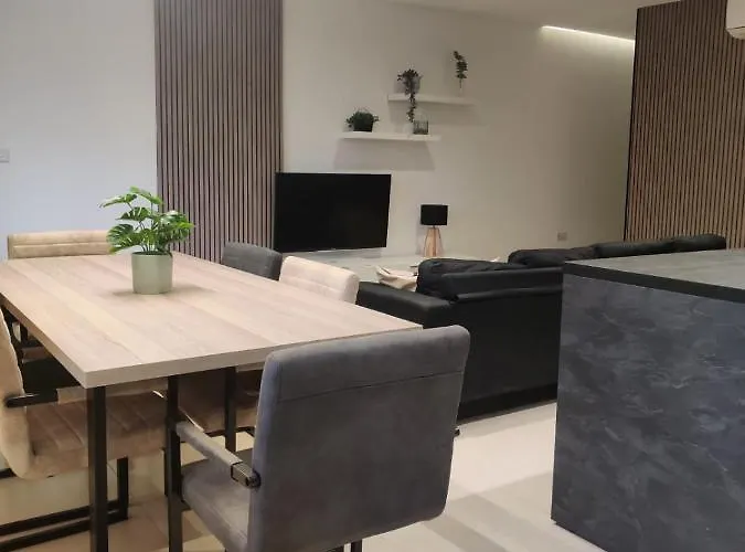 Qawra Apartment
